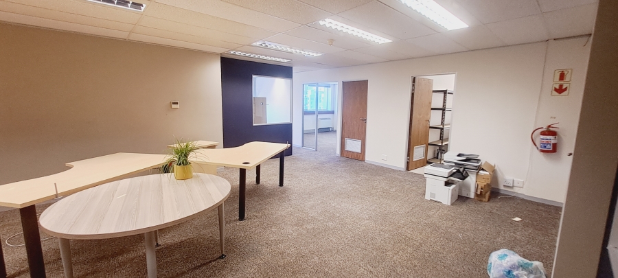 To Let commercial Property for Rent in Bo Oakdale Western Cape